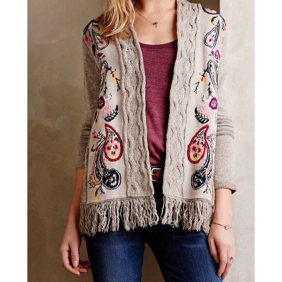 Anthropologie Sweaters - SLEEPING ON SNOW Anthropologie Womens XS Beige Folklore Embroidered CARDIGAN EUC
